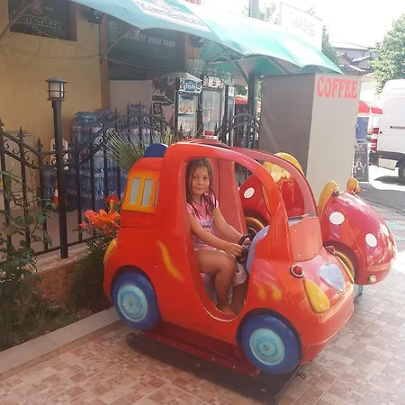 Ξενοδοχείο Sirena 2*